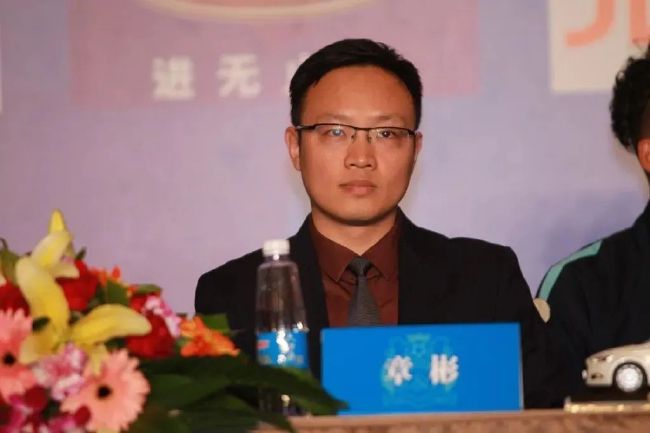 青青草是针对华人