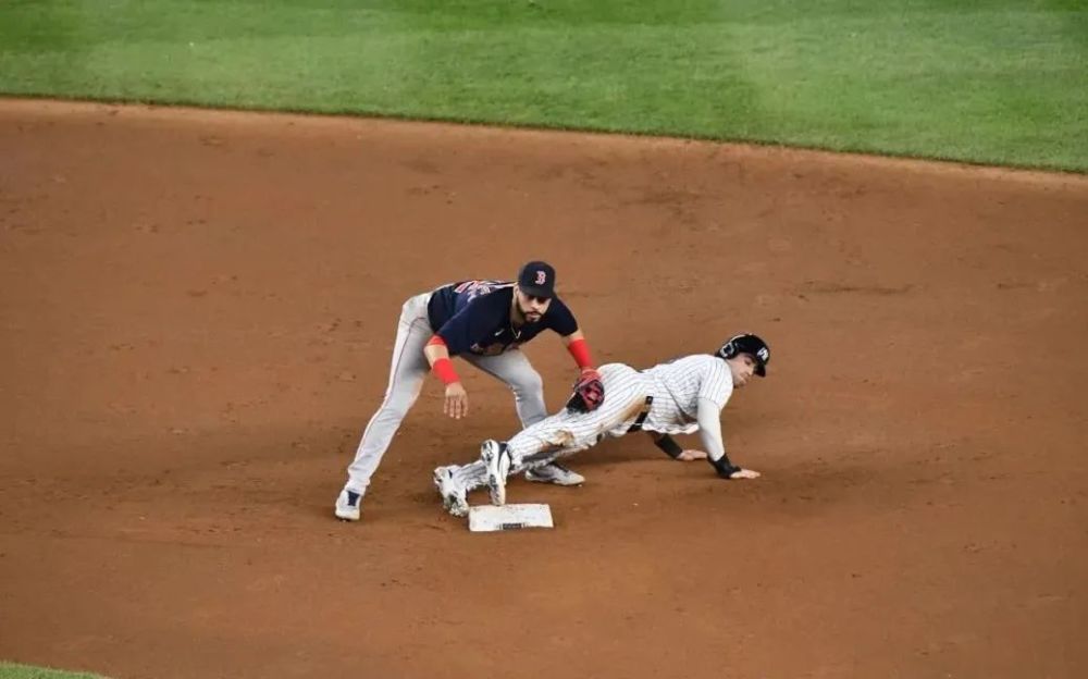 精品久久久久亚洲