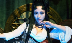 动漫美女露点